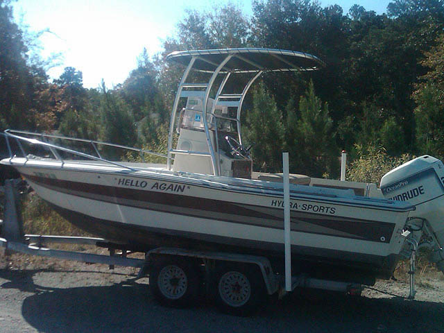 HydraSports center console boat with universal ttop by Stryker T-Tops installed