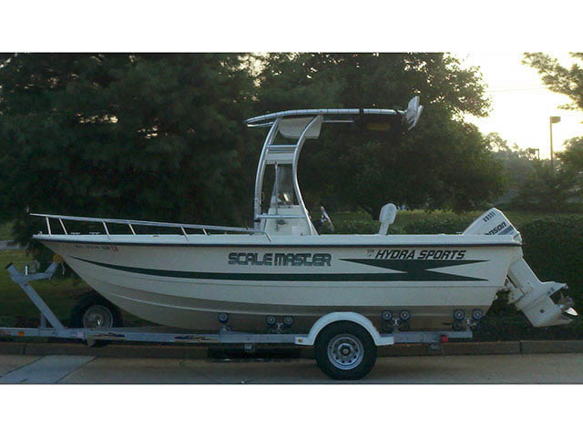 1998 Hydra Sport 20 center console boat with universal ttop by Stryker T-Tops installed
